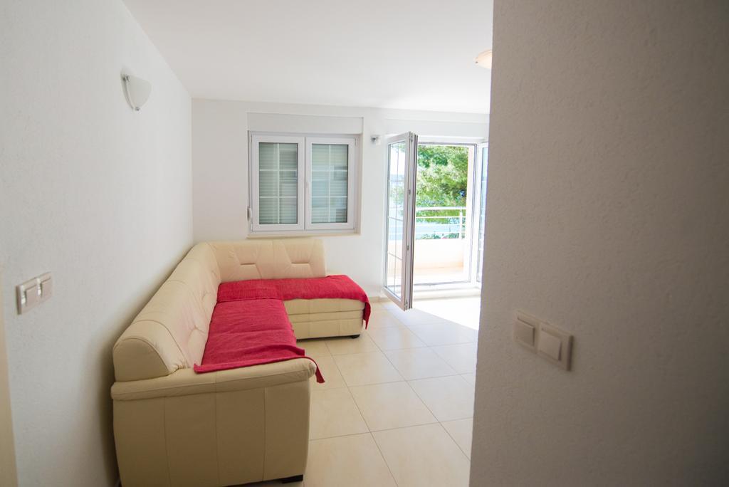 Apartments Karlo Башка-Вода Номер фото
